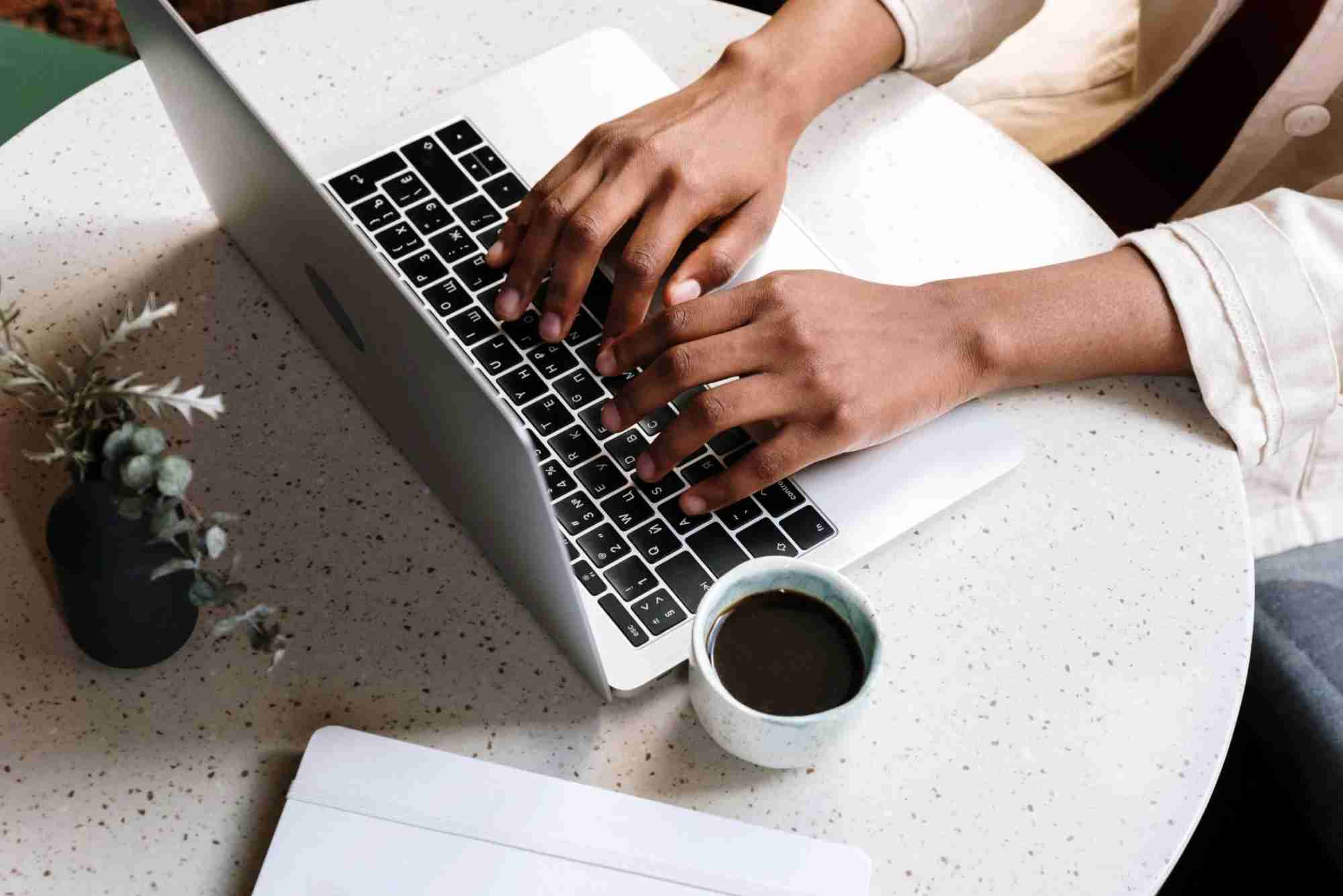 How to Find the Right Travel Blogs for Guest Posting