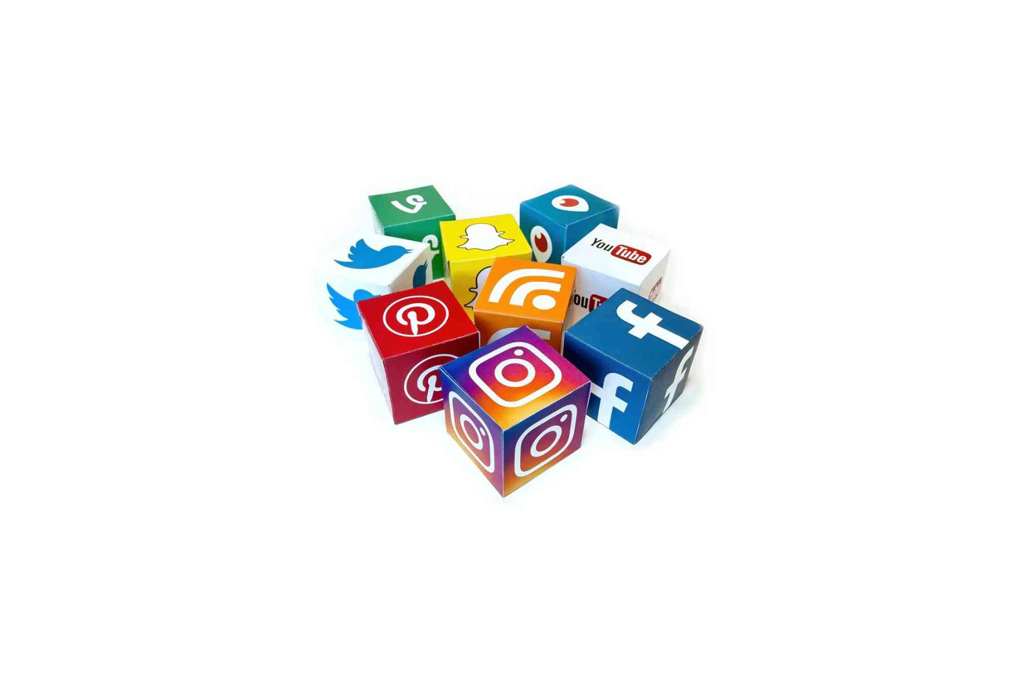 Advantages of Social Media